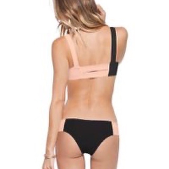 Tori Praver Swimwear Other - 🎉HP🎉 Tori Praver Colorblock Bikini Swim Top